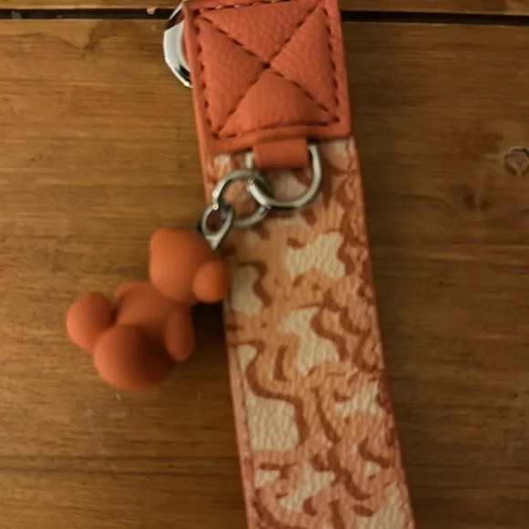 TOUS keychain - Picture 2 of 8